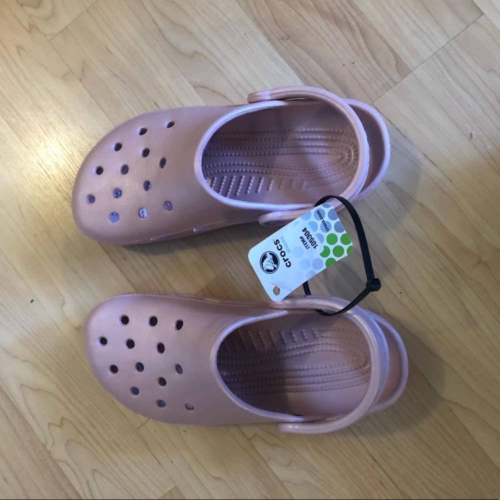 Brand New Pink Crocs!!